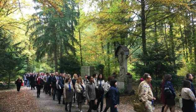 Українці в Мюнхені вшанували 60-річчя загибелі Степана Бандери