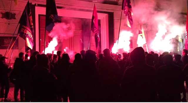 Росія хоче заблокувати на YouTube репортаж про ходу “Ні капітуляції” в Харкові