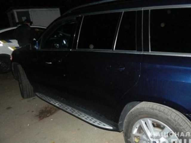 В Киеве пьяный автомойщик показал экстремальную езду на чужом авто