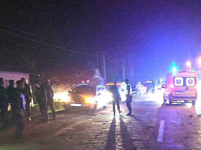 На Буковине Mercedes задавил насмерть лежащего на дороге пенсионера