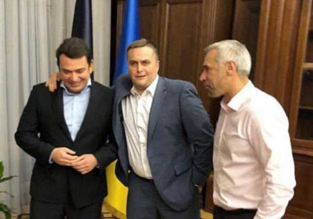 Журналіст: Руслан Георгійович та його довбой@би