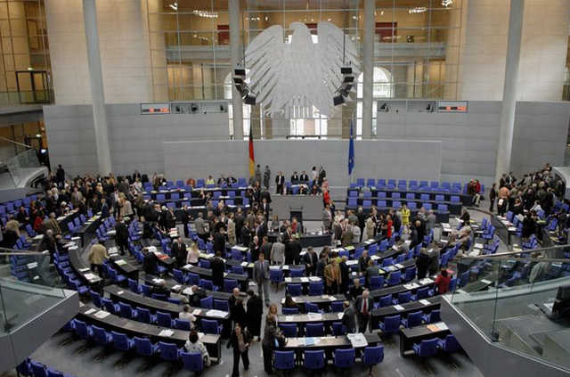 Парламент Німеччини відхилив пропозиції про зняття санкцій з Росії