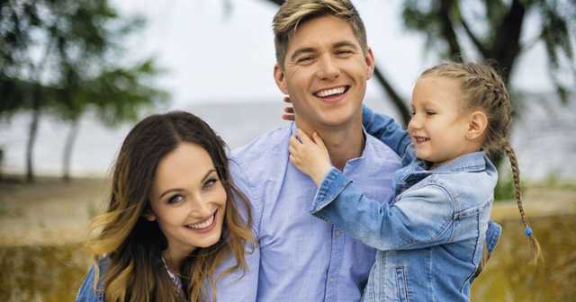 Известный украинский телеведущий подал на развод с женой после 12 лет брака