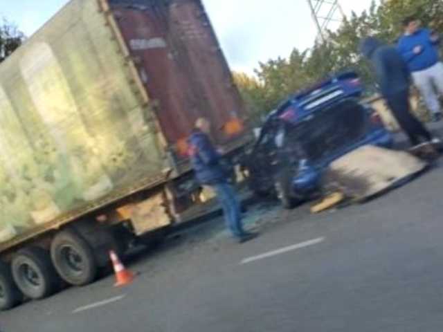 Под Одессой произошло тройное ДТП: спасатели вытаскивали травмированных из-под обломков