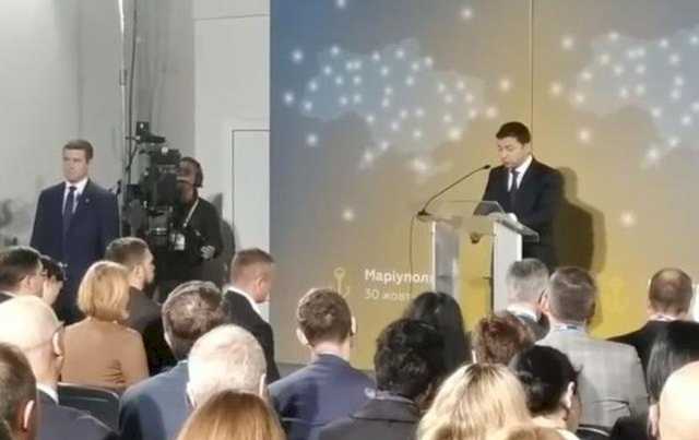 Зеленский назвал три этапа возвращения Донбасса