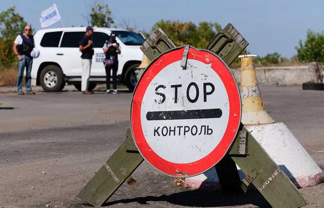 Полномочия — силовикам, гражданам — ограничения: В зоне ООС вводится «желтый» спецрежим