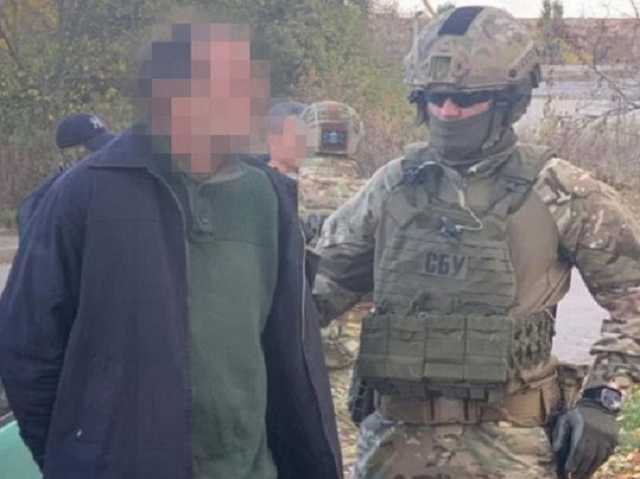 Получал секретные военные документы: под Черкассами поймали на горячем агента ФСБ