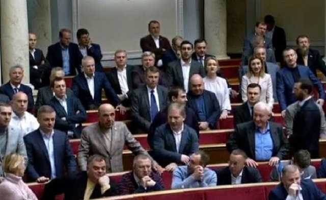 Хто з депутатів голосував проти арешту нардепа Дубневича