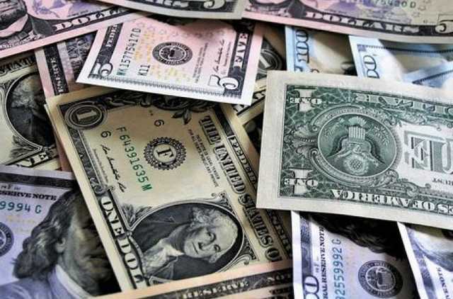 Гривна отодвинула доллар и евро от «валютной кормушки»: свежий курс