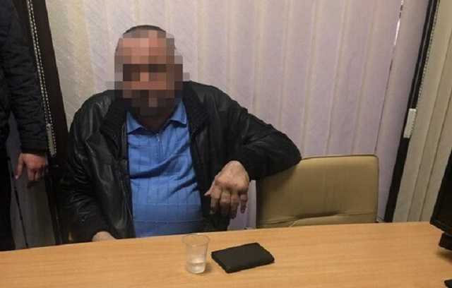 Пытался распродать госимущество: в Киеве задержали экс-замдиректора завода "Укроборонпрома"