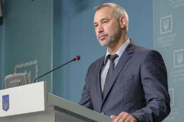 Стало известно, кто в Раде выступает за отставку Рябошапки