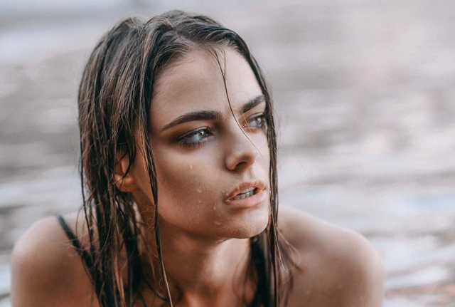 В Україну не пустили російську акторку Аброськіну