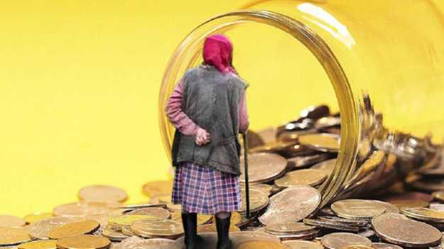 Украинцы могут купить себе пенсию: стало известно как и сколько стоит