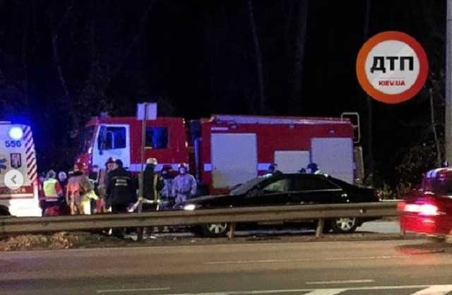 В Киеве в маршрутку бросили взрывчатку: много пострадавших