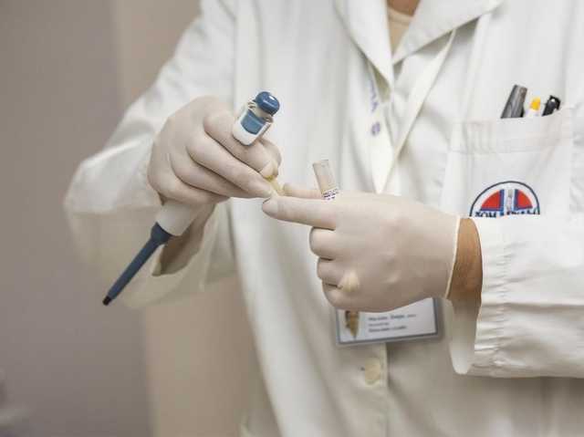 Под Львовом 13 человек госпитализировали из-за отравления на свадьбе