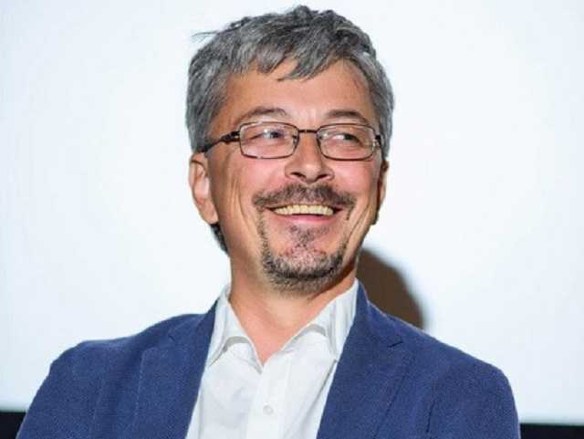 Юрий Романенко: “Гениальные идеи”