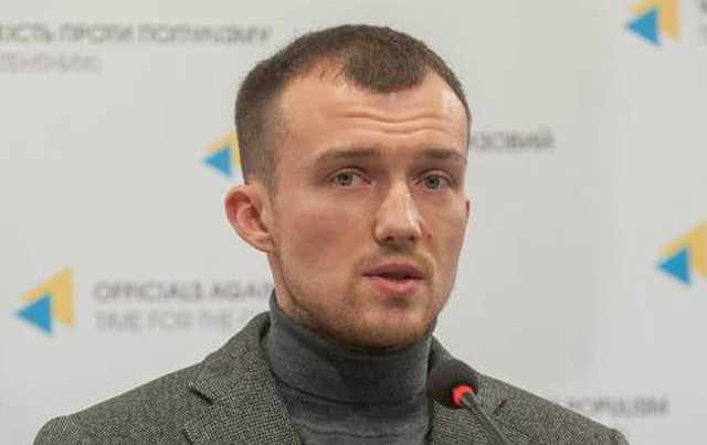 У Києві напали на антикорупційного експерта Леменова