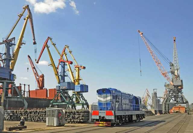 Один из крупнейших морских портов Украины оказался на грани остановки