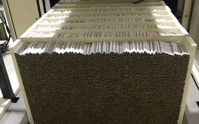 СБУ разоблачила налоговиков, “крышевавших” нелегальное производство сигарет