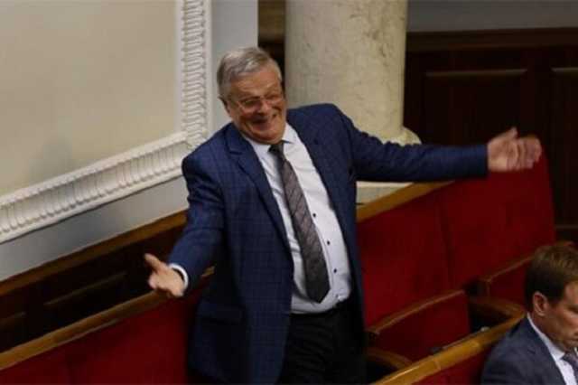 Сам предлагал сажать: в Раде поймали еще одного кнопкодава