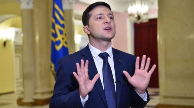 "Вас запишут в историю": Зеленский шепотом поздравил "слуг народа" за землю