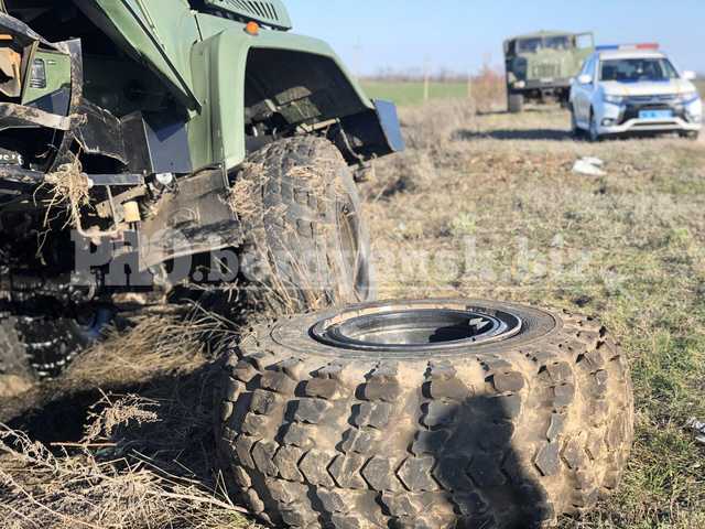 Военный грузовик попал в тяжелое ДТП под Бердянском