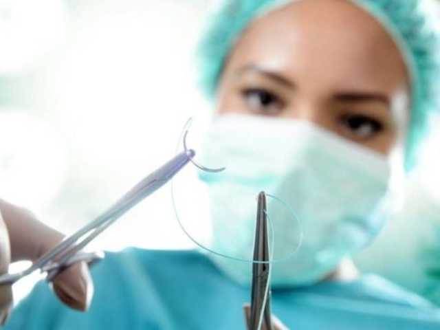 Кома после простой операции на руке: житель Прикарпатья пробыл 2 недели в реанимации