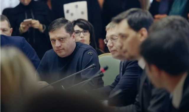 Скандальный "слуга народа" вышел из фракции и обвинил Рябошапку во лжи