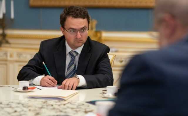 У Зеленского завершают подсчет вооружения РФ в Крыму