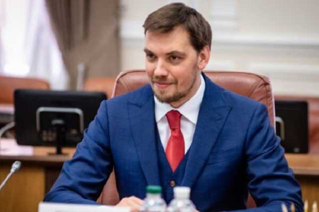 "Отдайте Милованову траву": Гончарука высмеяли за "победу" над коррупцией