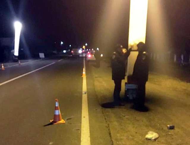 В Черниговской области водитель микроавтобуса насмерть сбил школьницу и скрылся с места ДТП