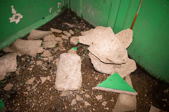 В Киеве на Березняках в 9-этажке прогремел взрыв и начался пожар