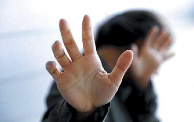 Б’є – значить сяде. Уряд запускає call-центр для жертв домашнього насильства