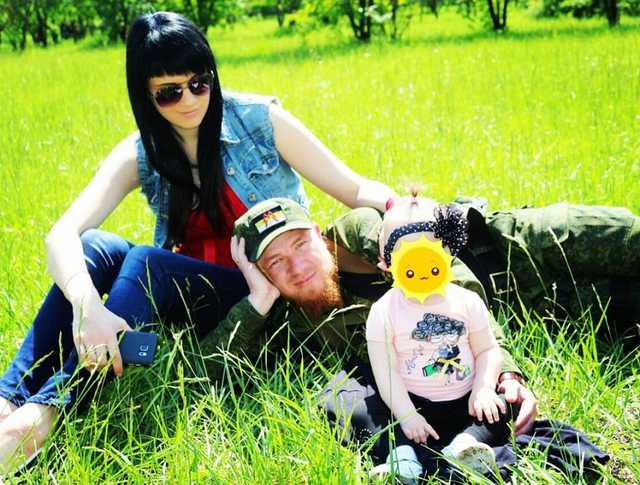 Как живет вдова убитого Моторолы из "ДНР": новые фото сразили Сеть