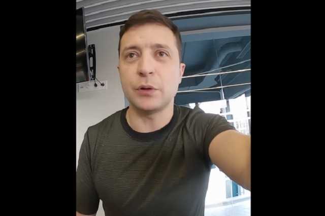 "На велосипеде от президента Эстонии": новое видео с запыхавшимся Зеленским рассмешило сеть