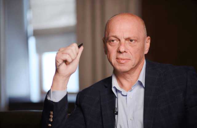 Александр Чумак: смотрящий фармацевтической мафии в обновленном Минздраве