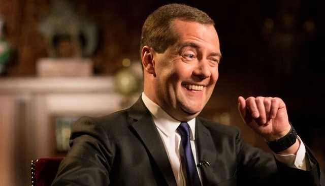 Медведев рассказал, как Зеленский хочет восстановить отношения с РФ и что ему мешает