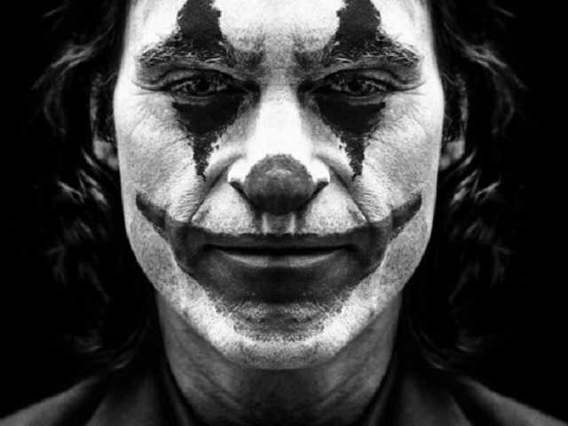 Скандальный пранкер "Джокер" выступил на канале Медведчука с громкими заявлениями и вызвал возмущение