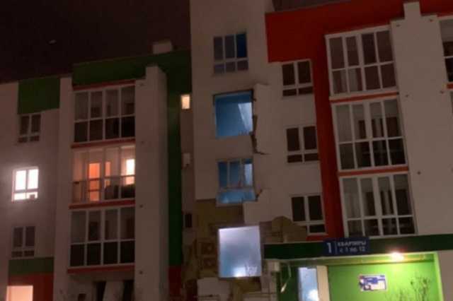 Вынесло дверь и разгромило окна: в России рванул газ в многоэтажке