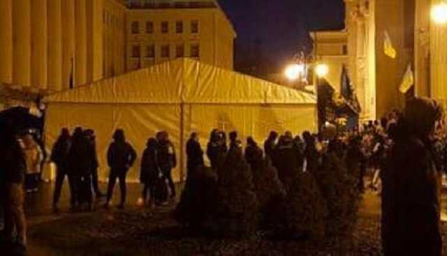 Михаил Подоляк: “А зачем вообще Зеленскому зрелое гражданское общество?”