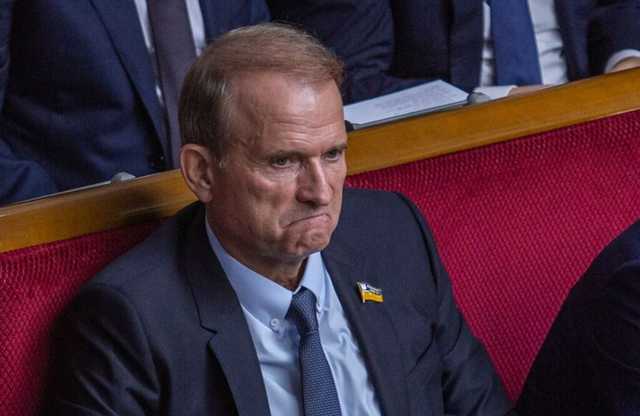 Кандидаты-неудачники партии Порошенко финансировали партию Медведчука