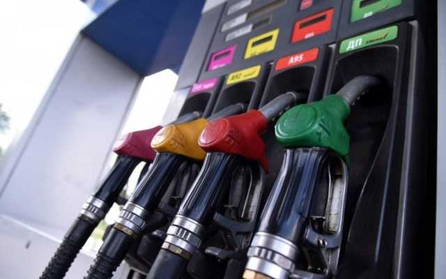 Власть требует от АЗС снизить розничные цены на бензин и дизель