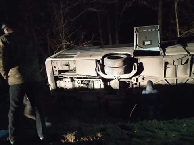 В "бермудском треугольнике" на Житомирщине перевернулся пассажирский автобус