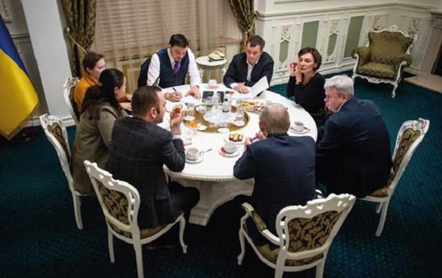 Нацбанк и Кабмин обсудили укрепление гривны