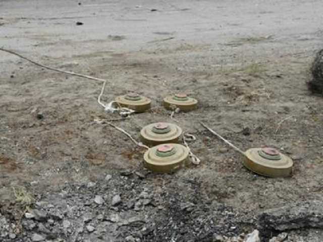 Донбасс заминированный: стало известно, сколько мирных жителей пострадали из-за мин и снарядов