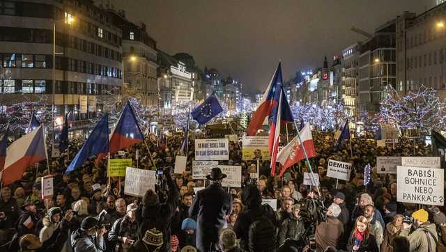 У Празі 15 тисяч осіб вимагали відставки прем’єра