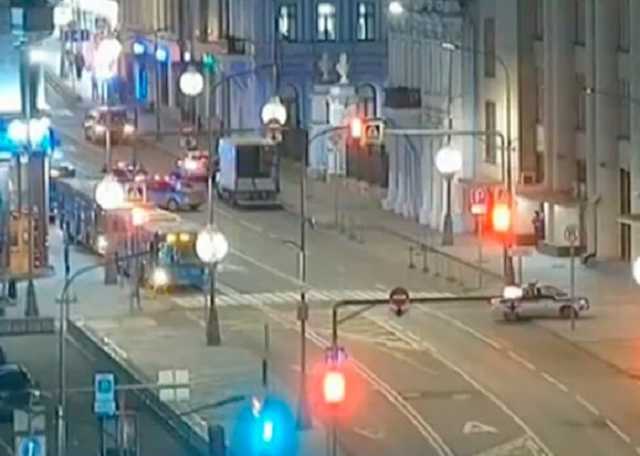 Появилось видео стрельбы в Москве на Лубянке