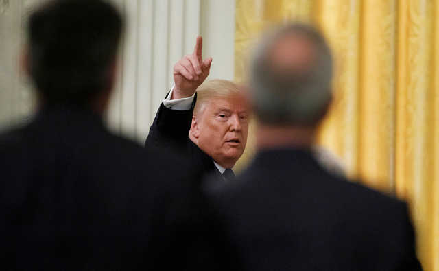 Трамп потребовал немедленных слушаний в Сенате по своему импичменту