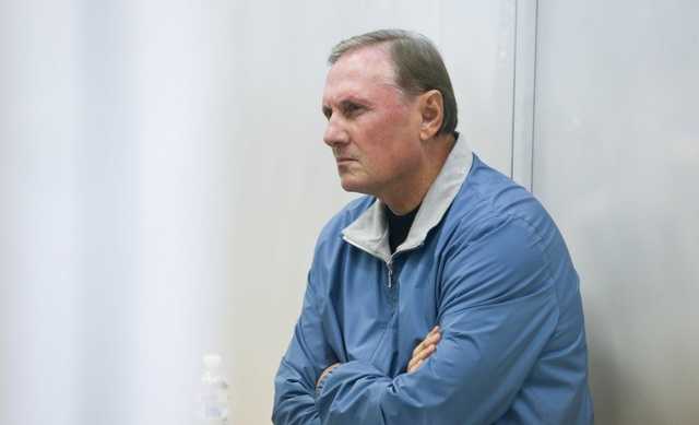 Зеленський нагородив адвоката “регіоналів” Єфремова і Лавриновича