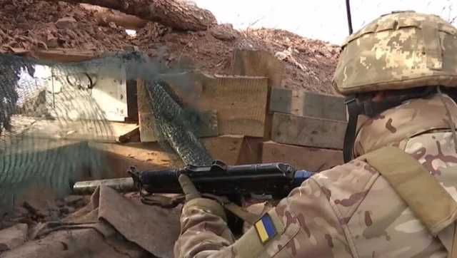 Жили в металлических контейнерах: секретный бункер "ДНР" попал на видео